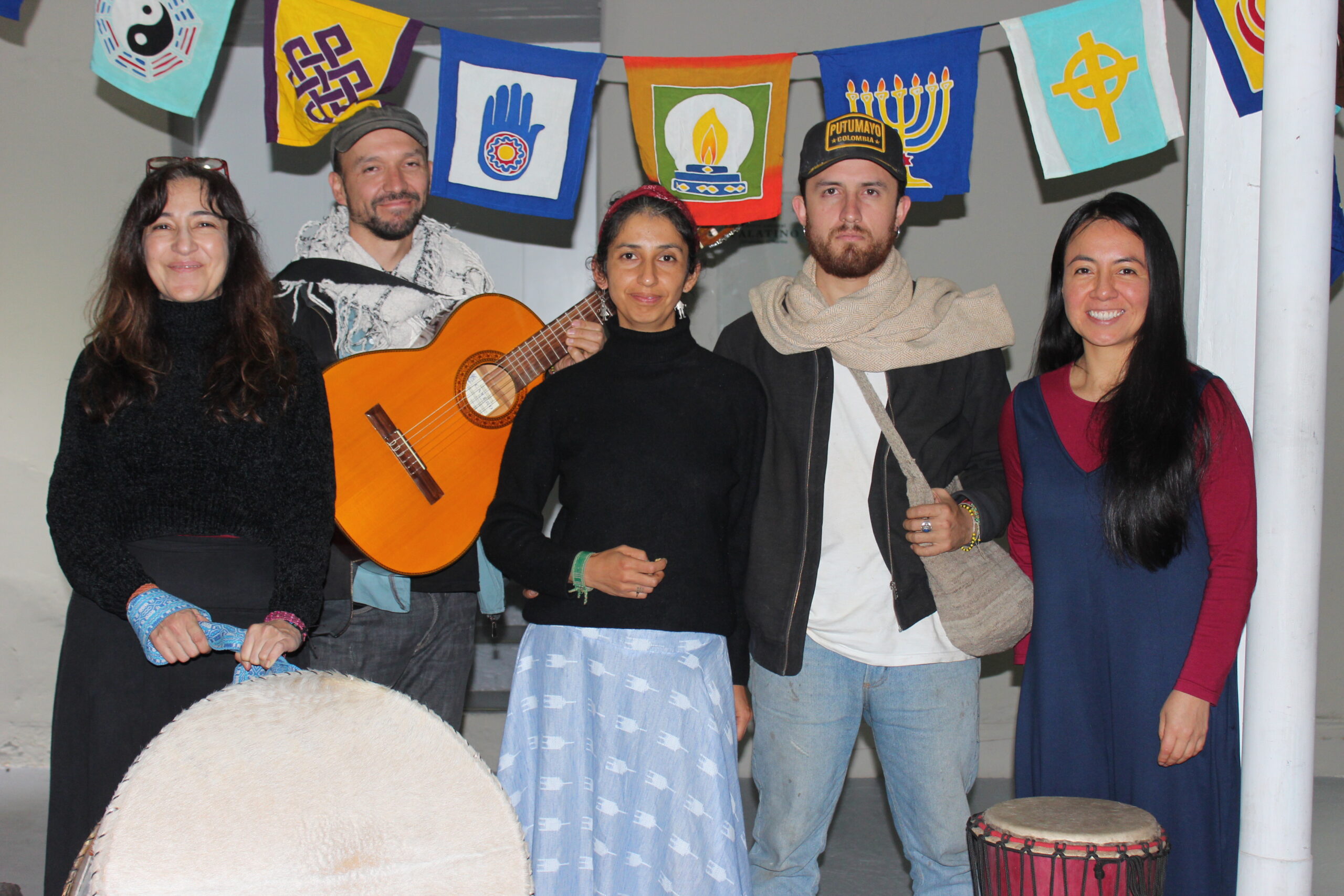 Primer encuentro de bailes de paz universales en pasto

 – Primer plano