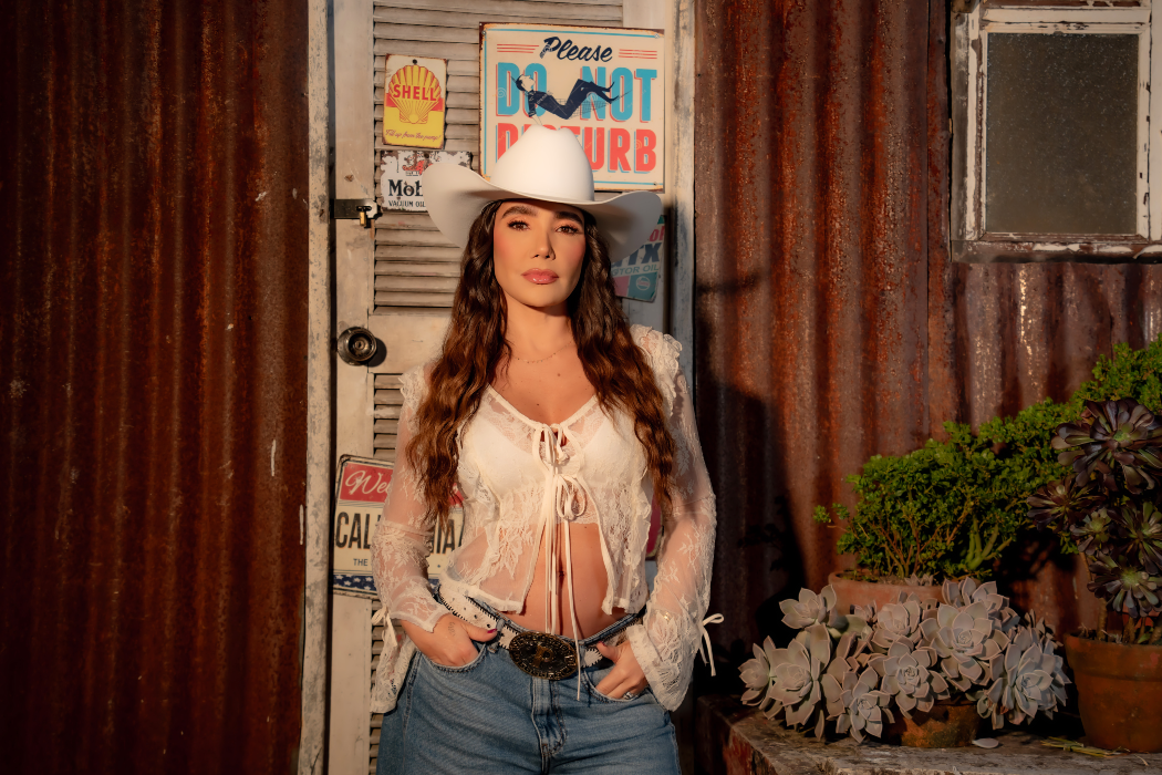 Paola Jara Lanza «Sin rodeos», una honesta, dolorosa y sin filtros que pone la voz a la angustia

 – Primer plano