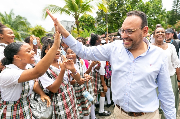 «La dignidad se fortalece con el acceso a Internet»

 – Primer plano