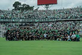 ¿Fue el Atlético Nacional contra Envigado?

 – Primer plano