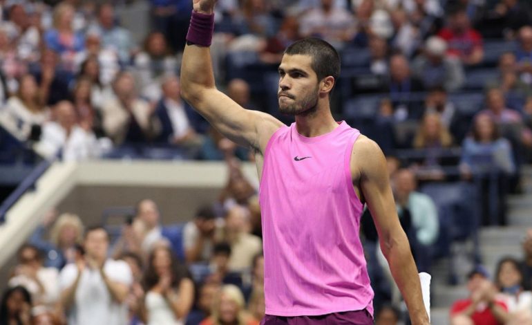 Carlos Alcaraz avanza a los cuartos de final en el torneo de Tokio

 – Primer plano