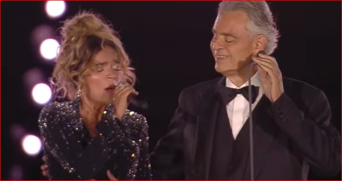 Revive el emotivo concierto Karol G y Andrea Bocelli en el Vaticano

 – Primer plano