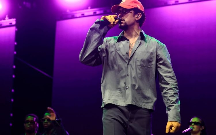 Bad Bunny excluye a los Estados Unidos

 – Primer plano