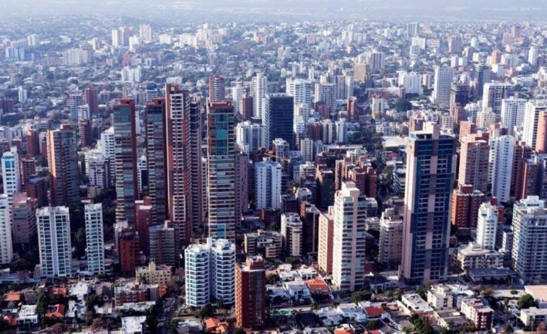 Investigación sobre almacén utilizado para torturas paramilitares en Barranquilla
 – Primer plano