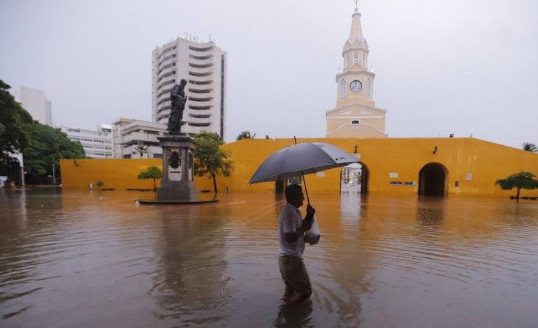 Onda tropical 38 progreso en el Caribe con 80 % de probabilidad de advertencia de ciclón y lluvia naranja en seis departamentos de la región

 – Primer plano