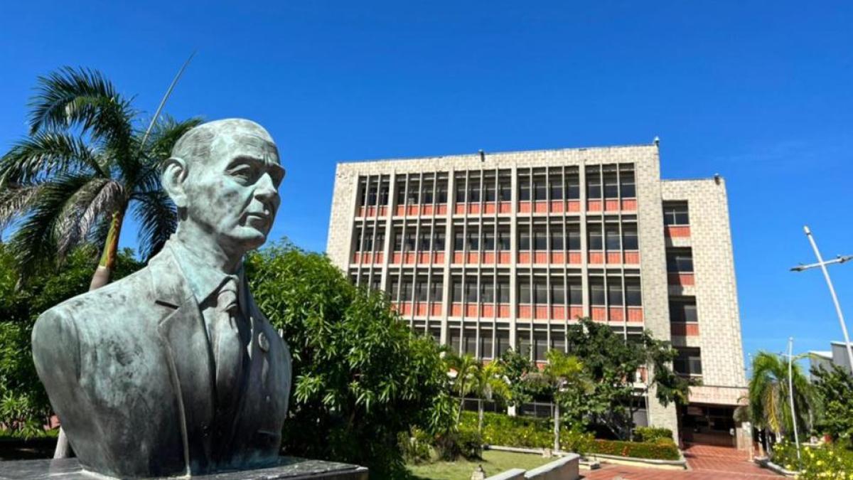 Universidad del Atlántico comenta sobre elección de rector y defiende legalidad del proceso: ¿se levantó el paro estudiantil?

 – Primer plano