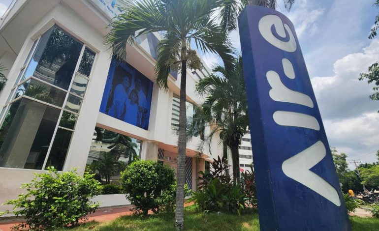 «Estamos al borde de la oscuridad»

 – Primer plano