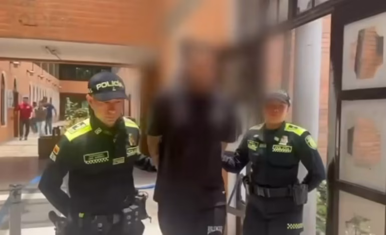 Alias ​​El Negro, un narco invisible que comerciaba en Europa como el sindicato «La Terraza» fue capturado en Medellín: tenía una creencia actual

 – Primer plano