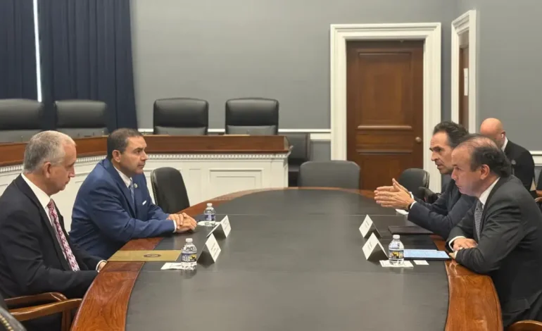 Alcalde de Cali con nuevas apariciones sobre su viaje a los Estados Unidos

 – Primer plano