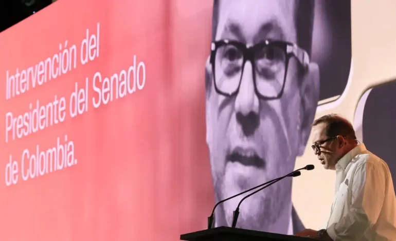 El presidente del Congreso, Lidio García advierte que los recortes presupuestarios exponen el deporte, los pisos y la estabilidad económica del país.

 – Primer plano
