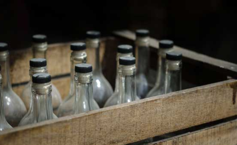 El «alcohol de madera», un solvente industrial con el que la bebida mató a nueve personas en Barranquilla, surgió: personas afectadas por el crecimiento

 – Primer plano