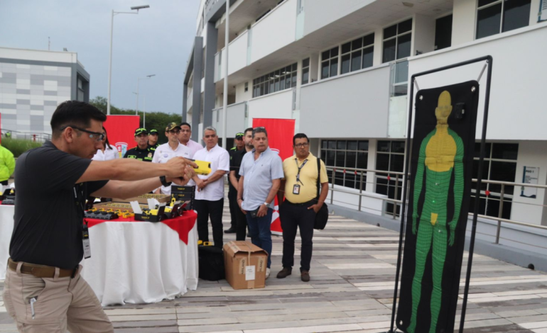 Atlantic recibe un radiolocador y 100 Taser para extorsionar y fortalecer

 – Primer plano