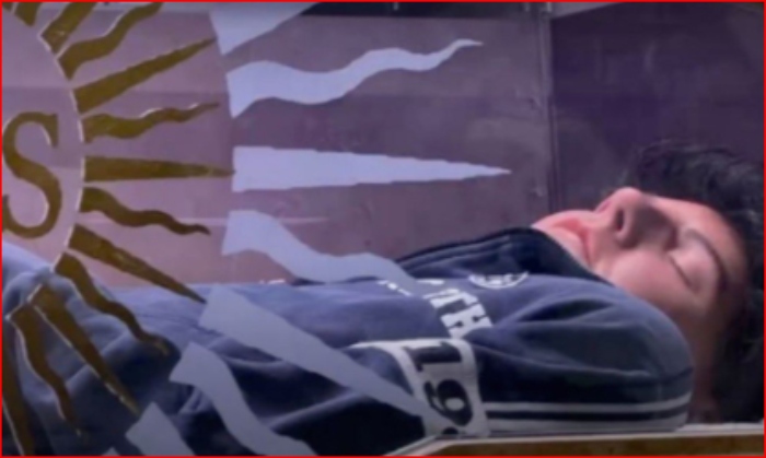 «El señor del puente para llegar a Jesús»

 – Primer plano