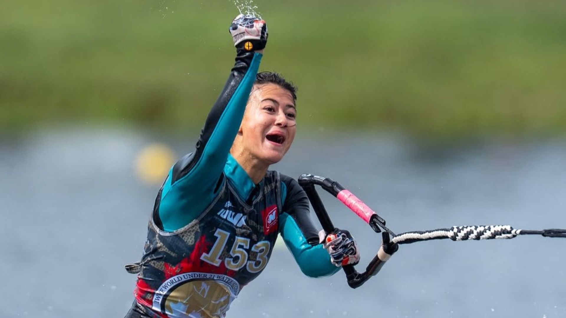 Daniela verswyvel se destaca en el Campeonato de esquí náutico mundial 2025

 – Primer plano