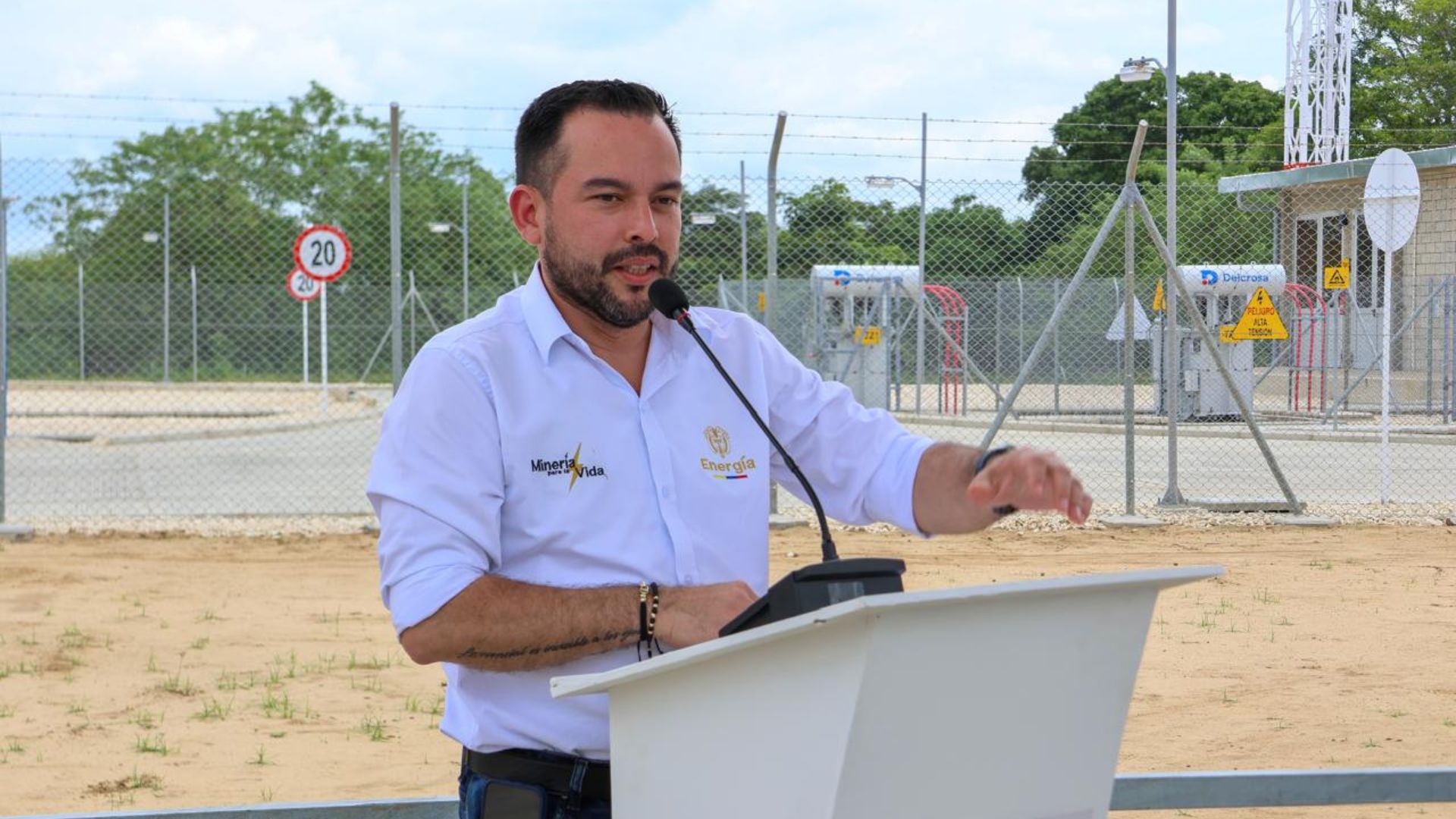 Edwin Palma tira con urgencia invitada a ahorrar Air-E

 – Primer plano