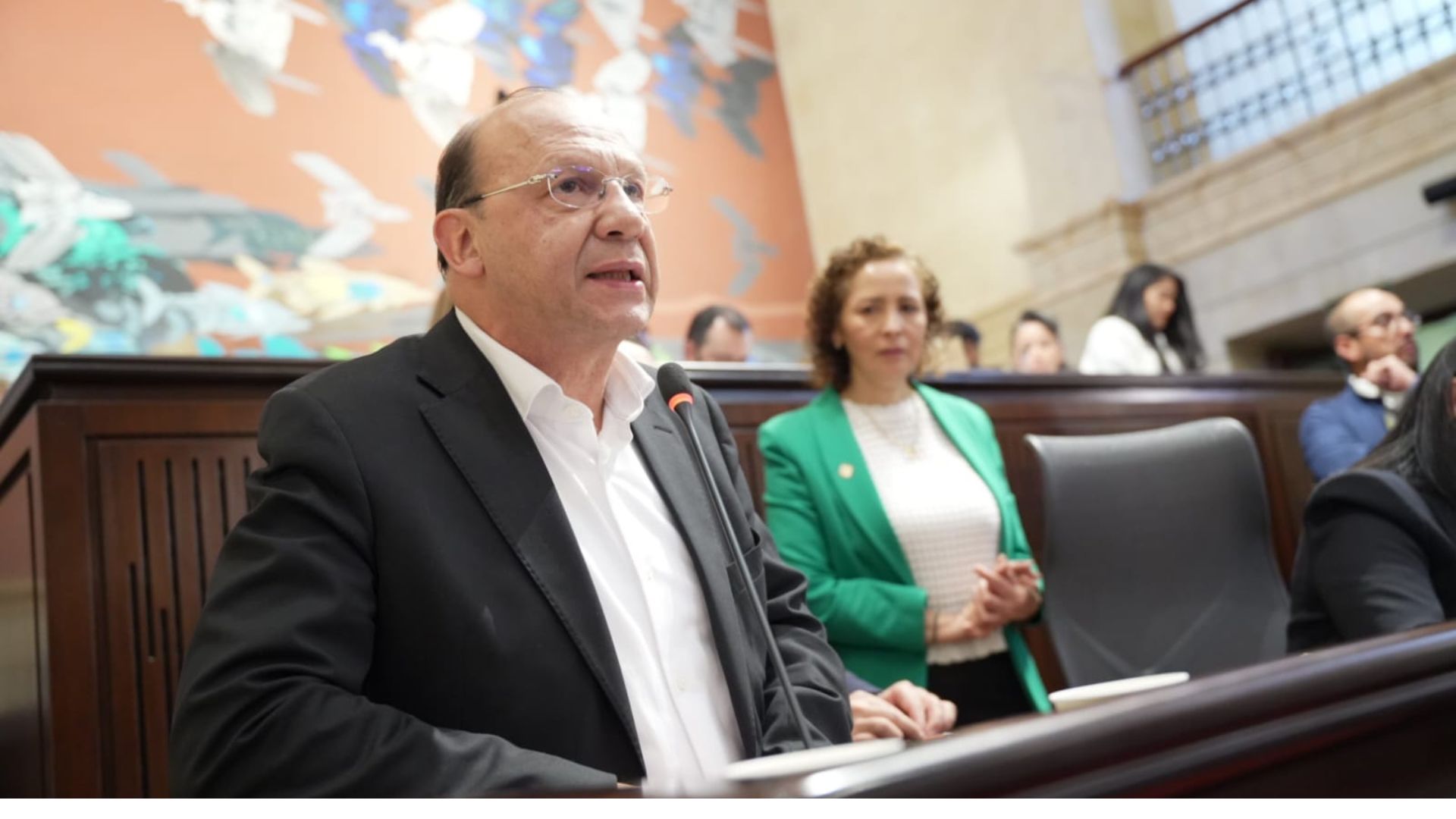 Las comisiones económicas se proporcionan bien para el proyecto presupuestario general de la nación

 – Primer plano