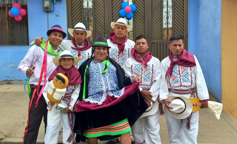Danzas tradicionales en Jongovito Pasto: Cultura de danza y vivienda

 – Primer plano