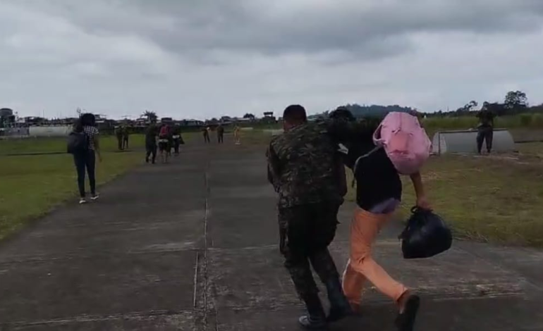 Farcs querían tomarlos

 – Primer plano