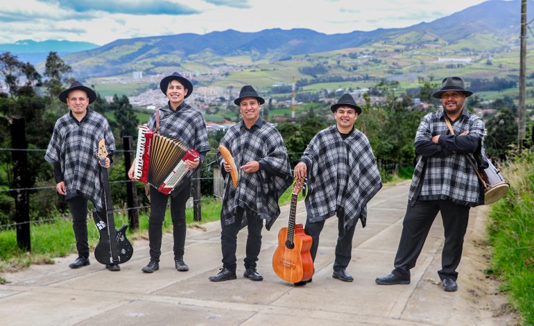 Mocondino Herencia, ‘Para el Carnaval, voy’

 – Primer plano