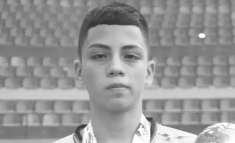 Le dijeron un «mago con izquierdista» por sus habilidades

 – Primer plano