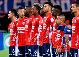 ¿Por qué se canceló las Aguilas doradas vs. Dim?

 – Primer plano