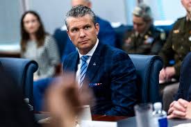 El Secretario de Guerra de los Estados Unidos. Uu. Con urgencia convoca a los generales en todo el mundo

 – Primer plano