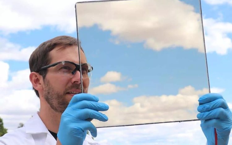 El vidrio transparente convierte las ventanas en colectores solares

 – Primer plano