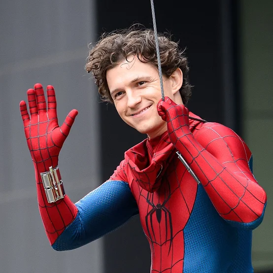 Tom Holland sufrió un fuerte accidente en su cabeza y fue llevado al hospital

 – Primer plano