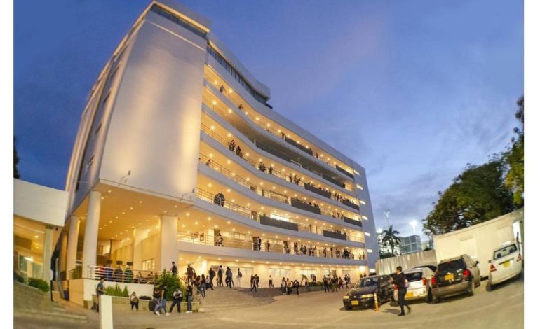 Unicosta en la mira de la Fiscalía General por presuntas falencias en la selección de controladores en cuatro regiones del país

 – Primer plano