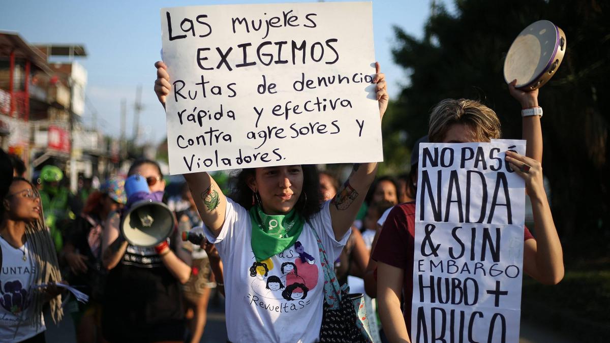 ¿Quién era una de ellas, madre de dos niñas?; lo que dijeron las autoridades sobre los crímenes

 – Primer plano