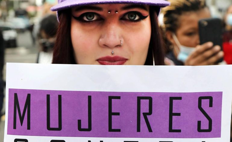 ¿Dónde pueden acudir las víctimas de violencia sexual durante el conflicto para recibir atención integral en el Valle? Más de 600 mujeres reportaron ayuda
 – Primer plano