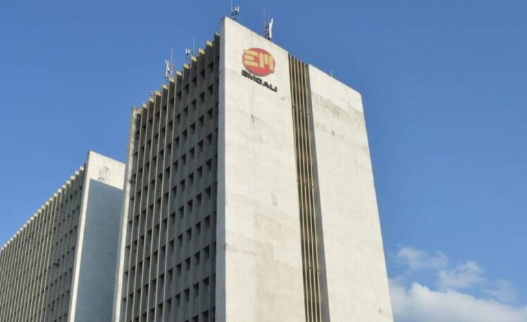 Emcali llama urgentemente al gobierno a reestructurar el Conpes para no poner en riesgo 11 proyectos por $380.000 millones de la nación
– Primer plano