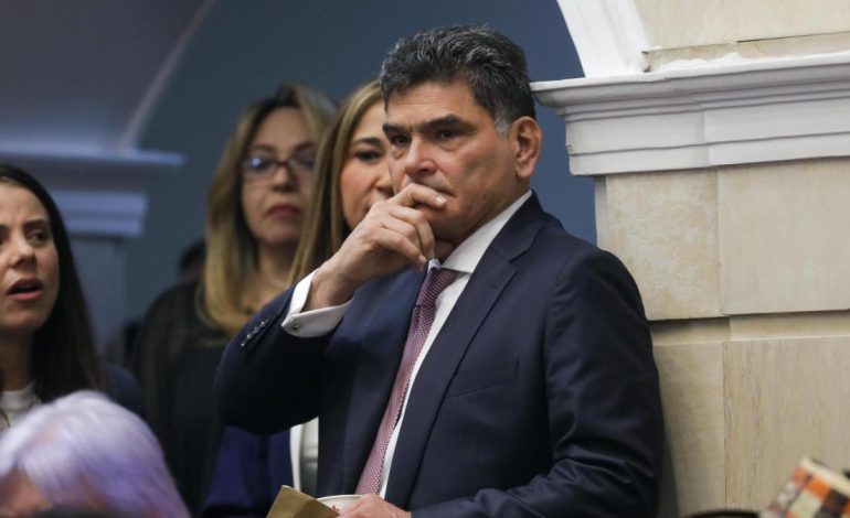 El abogado Eljach pide «calma y paciencia» ante las impugnaciones que han suspendido las elecciones de rector de la Universidad del Atlántico
 – Primer plano