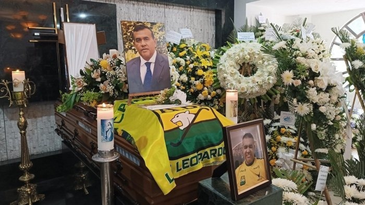 Denuncian a quien provocó la muerte de Ricardo Chacón, agente de tránsito de Floridablanca, quien cayó al piso durante el operativo
 – Primer plano