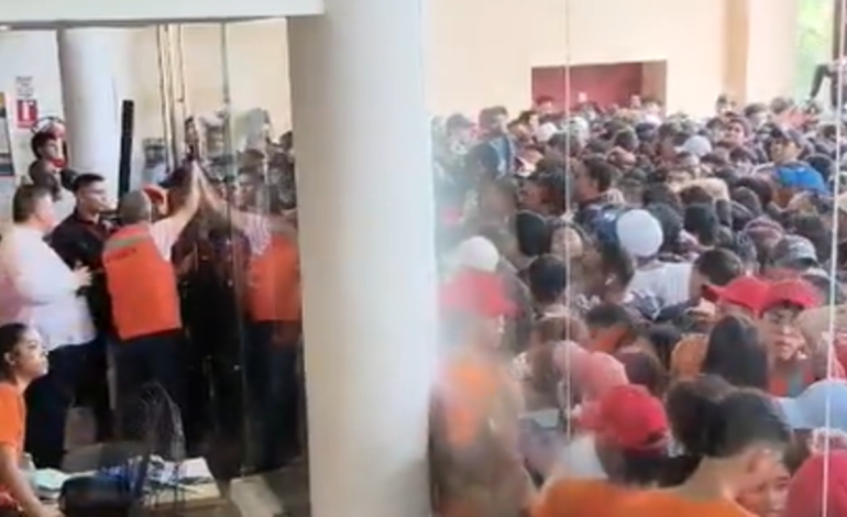 EksPresses, lesionados, quejas con respecto a la corrupción y el riesgo de suspensión en consulta para la selección del Rector

 – Primer plano