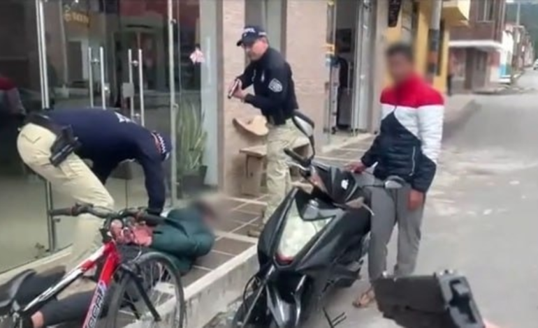 Criminales peligrosos con ronda roja me caí en boyacá

 – Primer plano