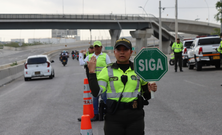 La policía fortalece la seguridad y la movilidad en Barranquilla a la semana en la escuela; 250,000 vehículos irán por las carreteras del área metropolitana

 – Primer plano
