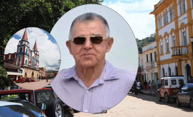 «Esta familia es conocida como el pueblo plateado».

 – Primer plano