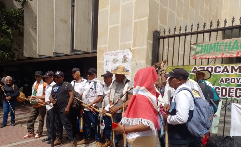 Los campesinos de Chimichagua exigen al Gobierno Nacional la cesión de 2.034 hectáreas de tierra pactadas en los convenios con la ANT

 – Primer plano