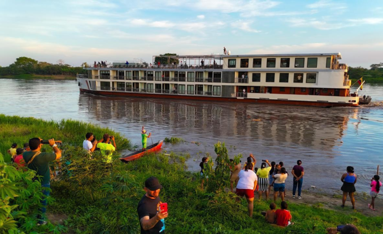 Un nuevo barco de lujo navegará por el Magdalena en 20 días y consolidará a Bolívar como epicentro del turismo fluvial en Colombia

 – Primer plano