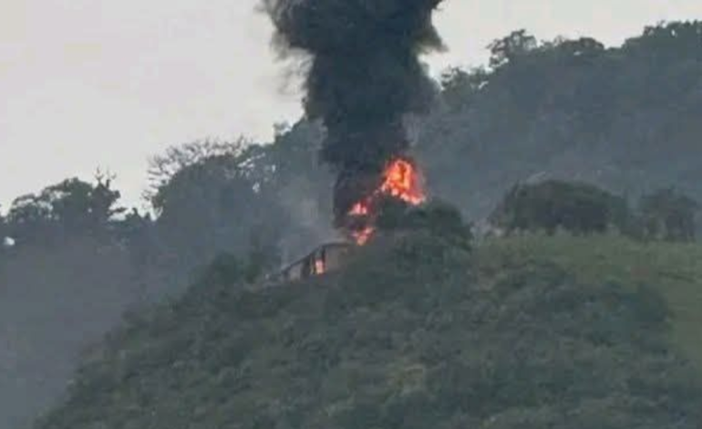 Nueve personas resultaron heridas, cuatro de ellas en estado crítico, como consecuencia de la explosión de un almacén secreto de combustible
– Primer plano