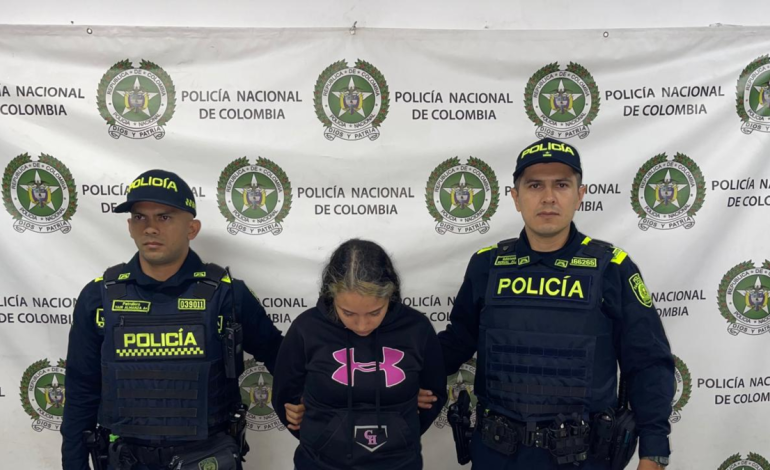 La caída alias Yenny, considerada la “reina” del producto delictivo en Itagüí
– Primer plano