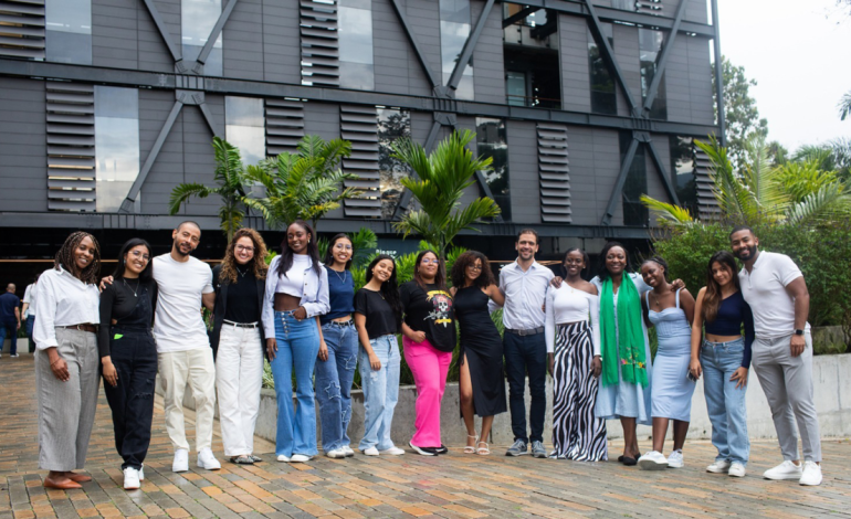 Nueve mujeres indígenas y afro se abren camino en el mundo digital

 – Primer plano