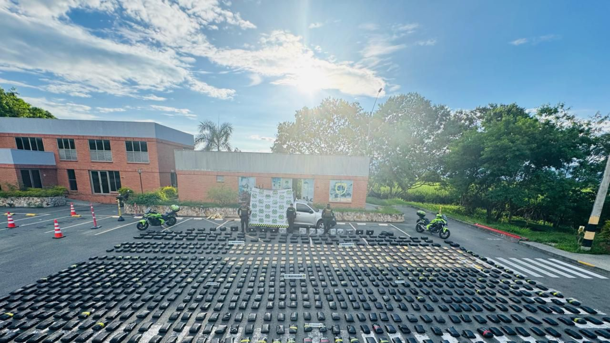 Cayeron más de tres toneladas de droga

 – Primer plano