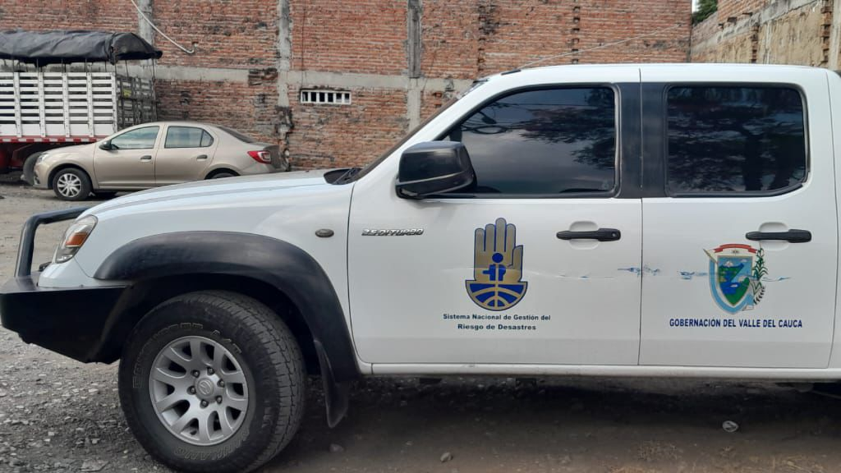 Tras la pista de una camioneta adscrita a la Secretaría de Gestión de Riesgos del Valle del Cauca que fue robada en el sur de Cali
 – Primer plano