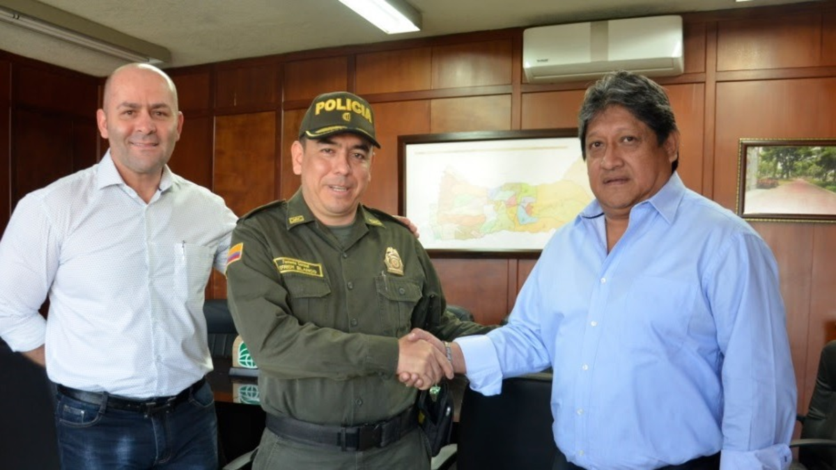 Esta es la pista que las autoridades necesitan para encontrarlo.

 – Primer plano