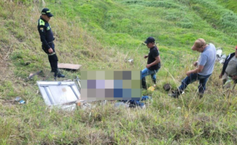 Dos niños y el instructor sobrevivieron a un accidente mortal.

 – Primer plano