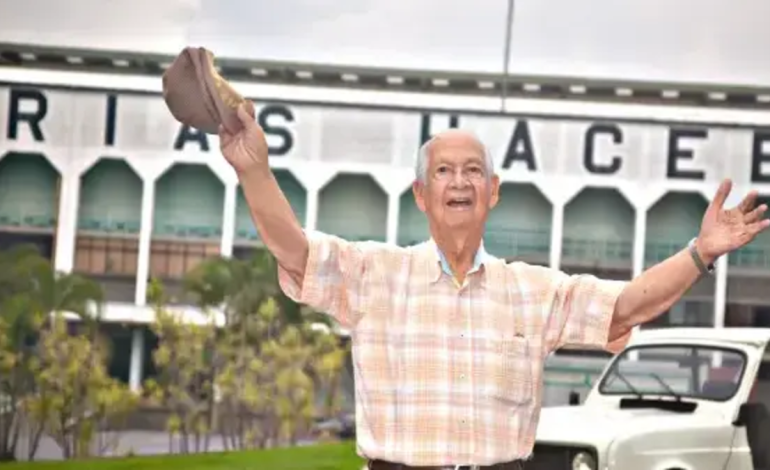 «Fui empleado y estoy orgulloso»
 – Primer plano