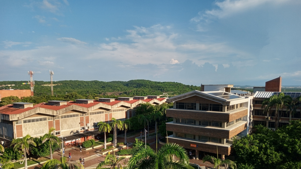 División e insatisfacción con el proceso de selección de rectores
 – Primer plano