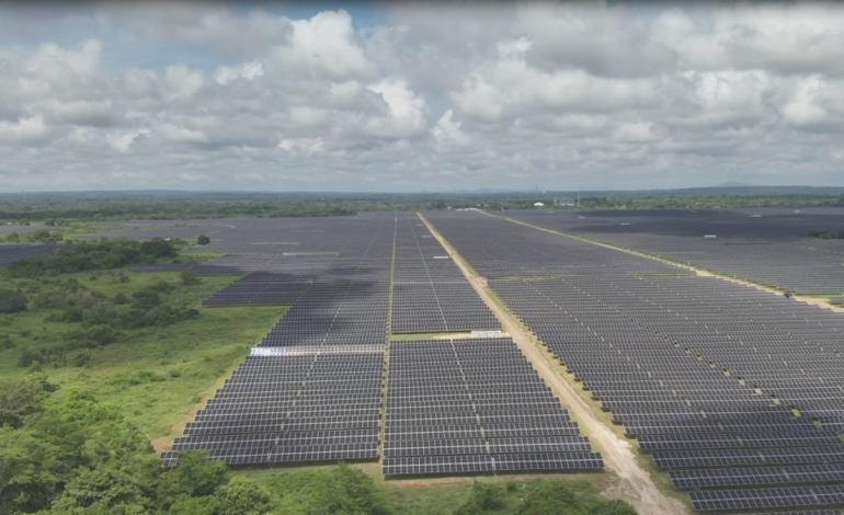 Atlántico y Cesar recibirán $2.700 millones en transferencias para generación de energía solar; fortalecerá la infraestructura y los servicios públicos
 – Primer plano